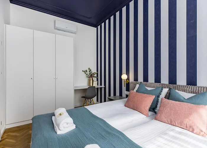 Bob Elite - Florianska Lägenhet *